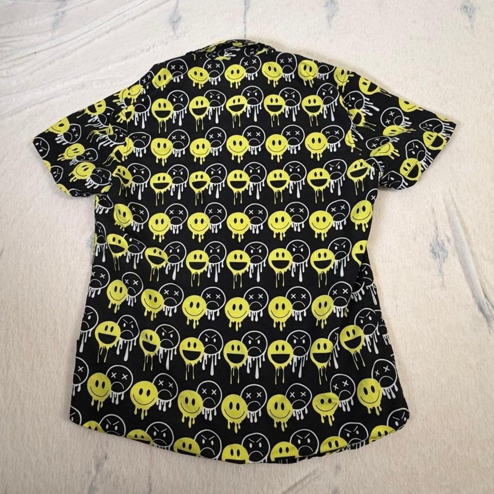 Phat Farm Smiley Face Button Up Shirt Mens Large Black Yellow Graphic - Picture 4 of 4
